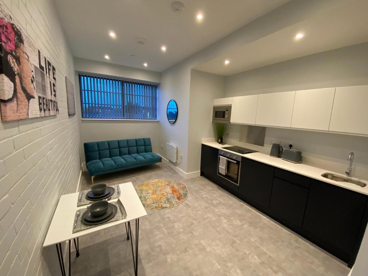 Kempston 10 Apartment *